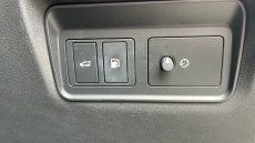 Land Rover Range Rover Evoque 1.5 P300e R-Dynamic SE 5dr Auto Hatchback